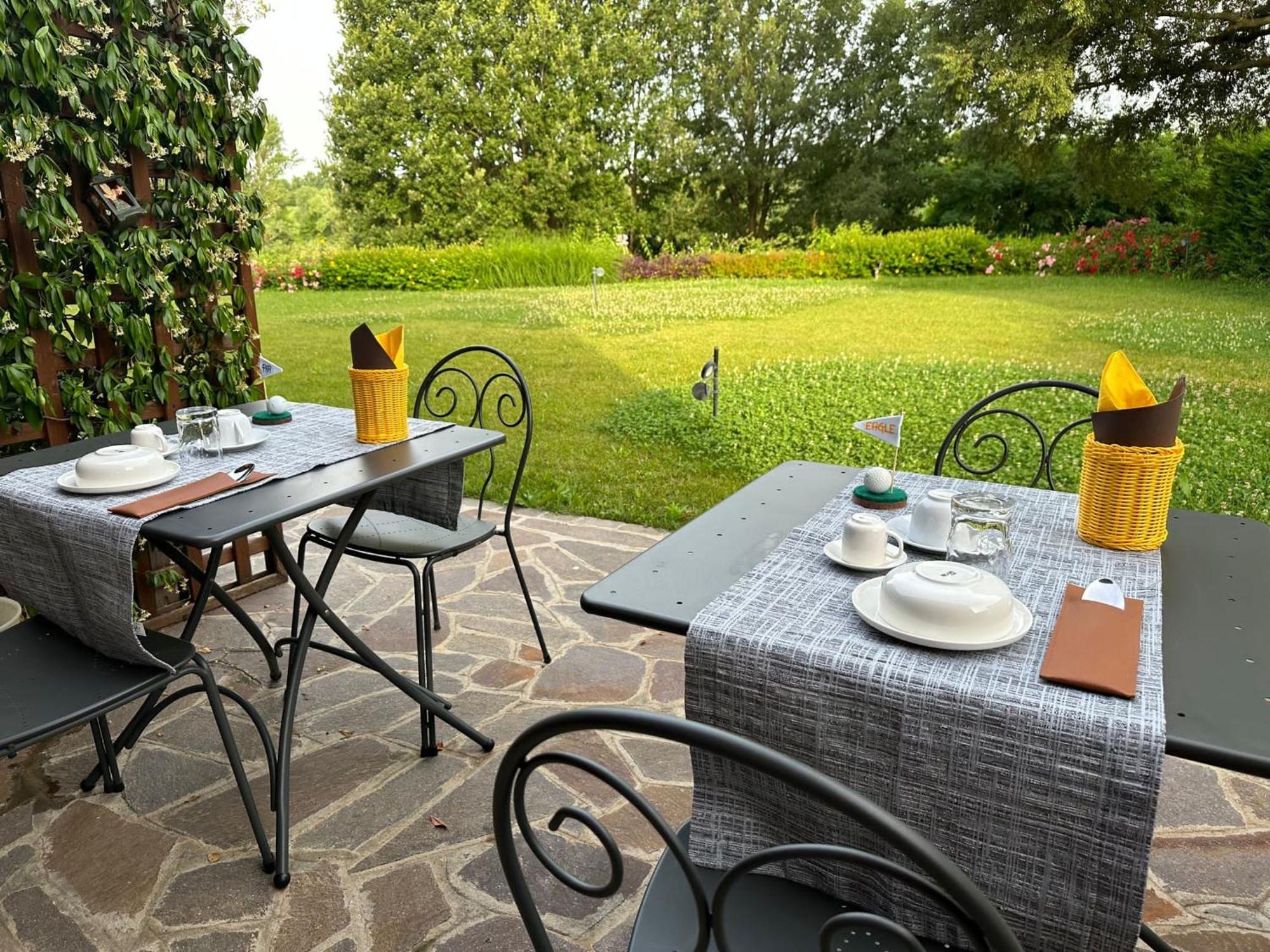 B&B Hole6 Кастенасо Екстер'єр фото